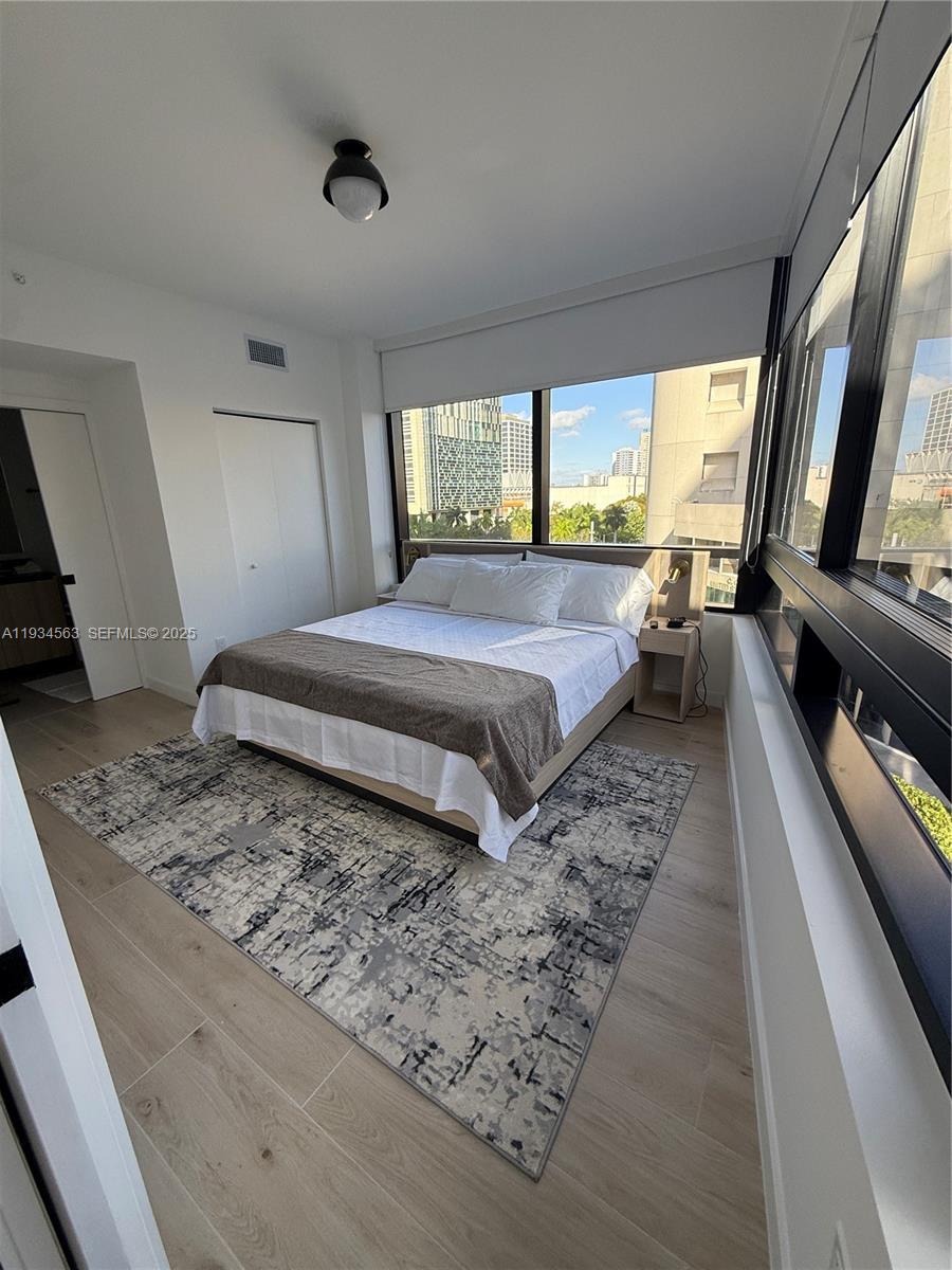 225 DISCTRICT - Residential