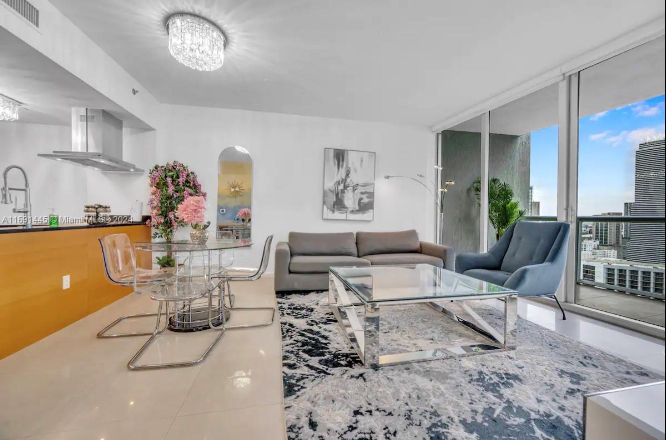 ICON BRICKELL CONDO NO 3 - Residential