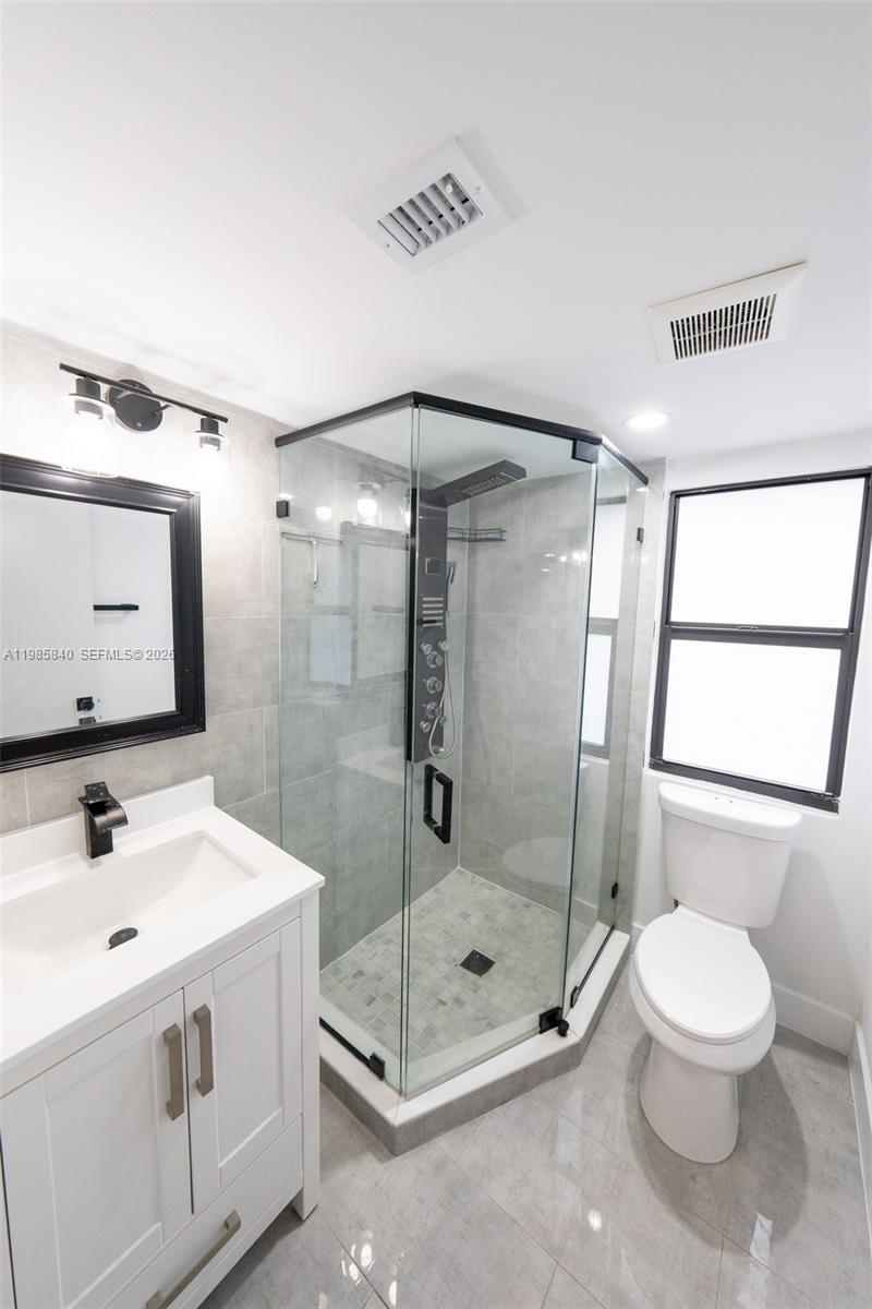 PORTOFINO VILLAS WEST - Residential Lease