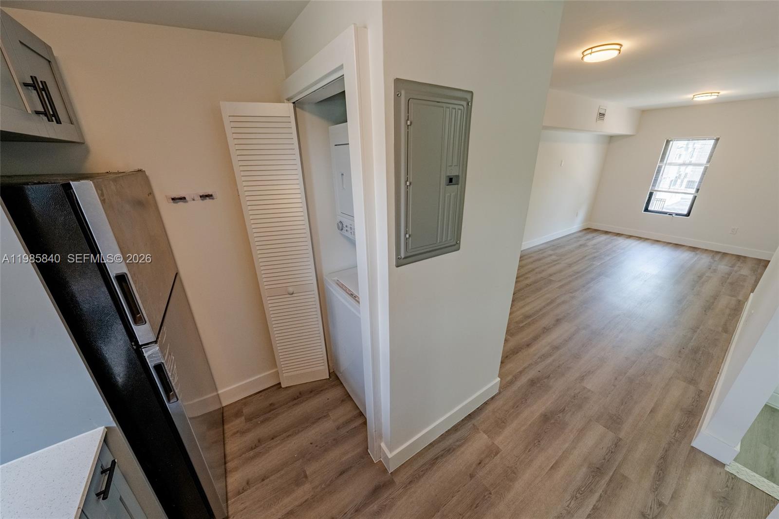 PORTOFINO VILLAS WEST - Residential Lease