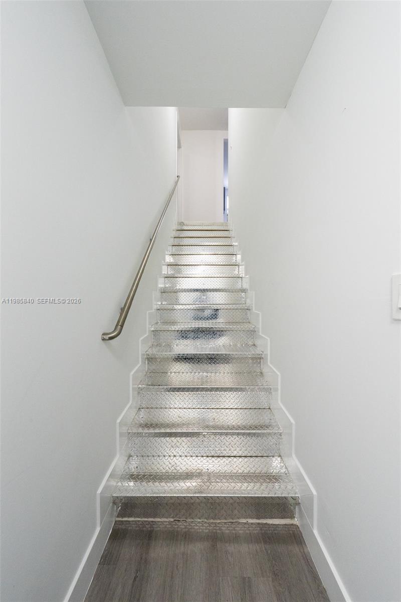 PORTOFINO VILLAS WEST - Residential Lease