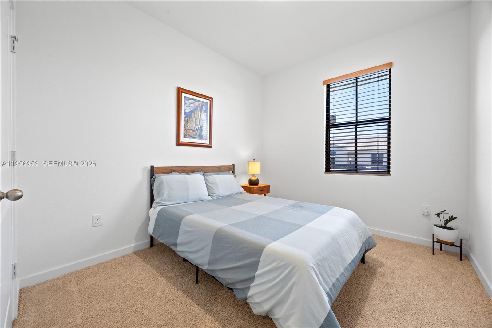 HIGHLAND OAKS - Residential