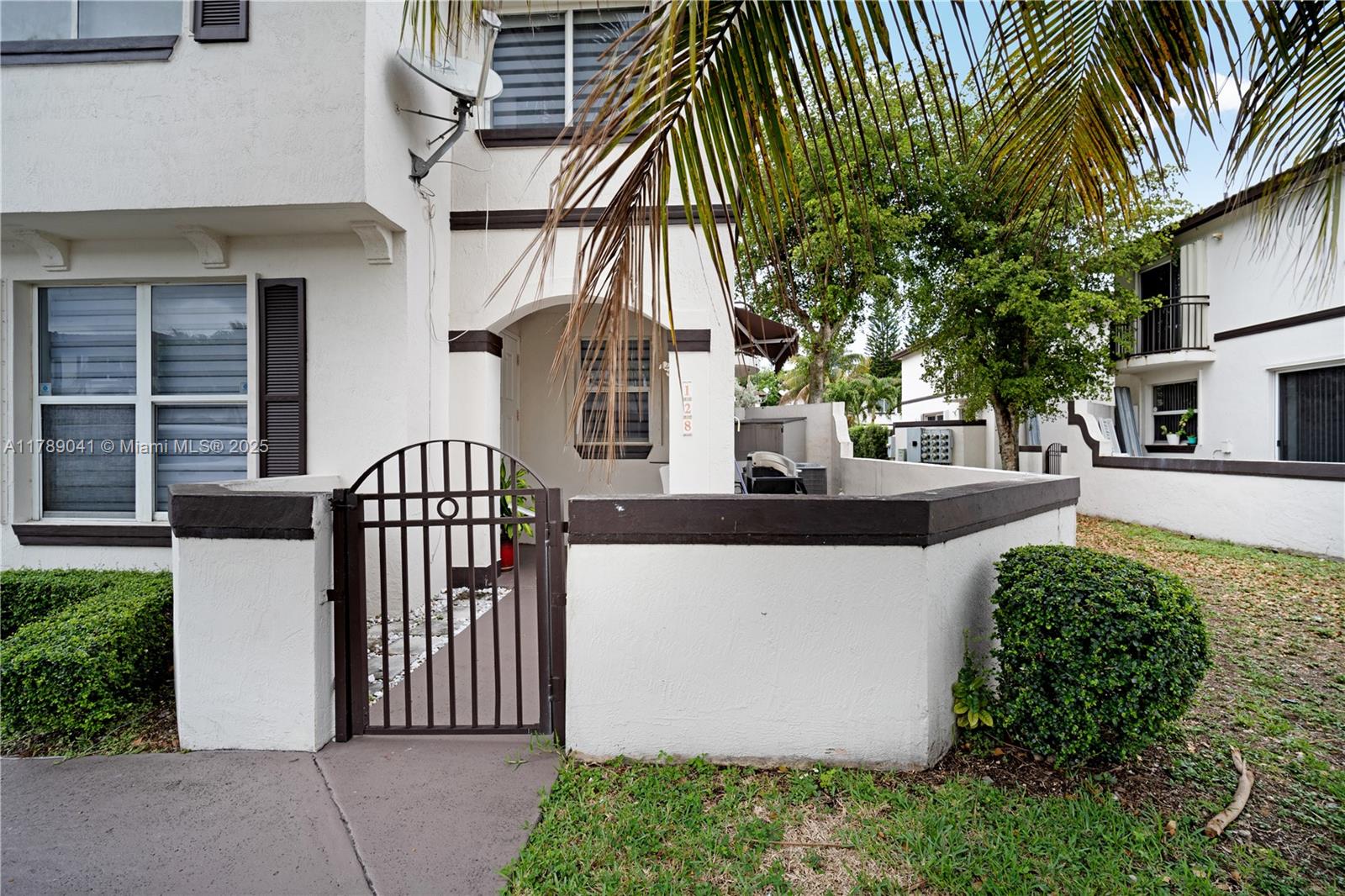 Property for Sale at 8565 Sw 152nd Ave 128, Miami, Broward County, Florida - Bedrooms: 3 
Bathrooms: 3  - $440,000