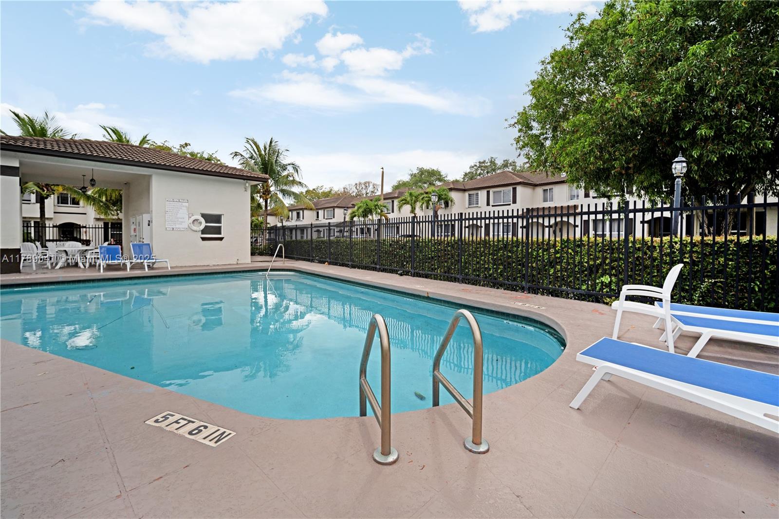8565 SW 152nd Ave 128