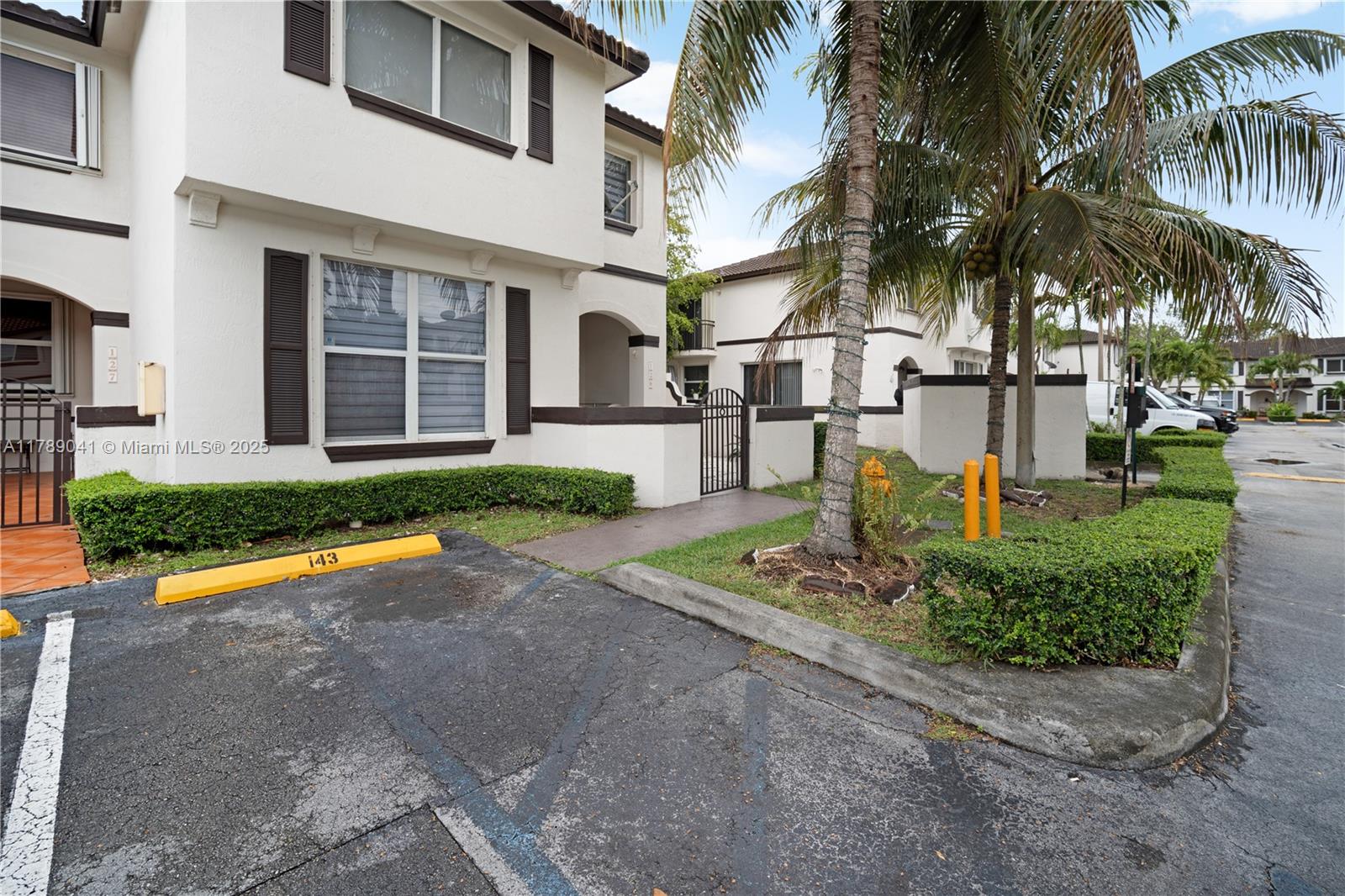 8565 SW 152nd Ave 128