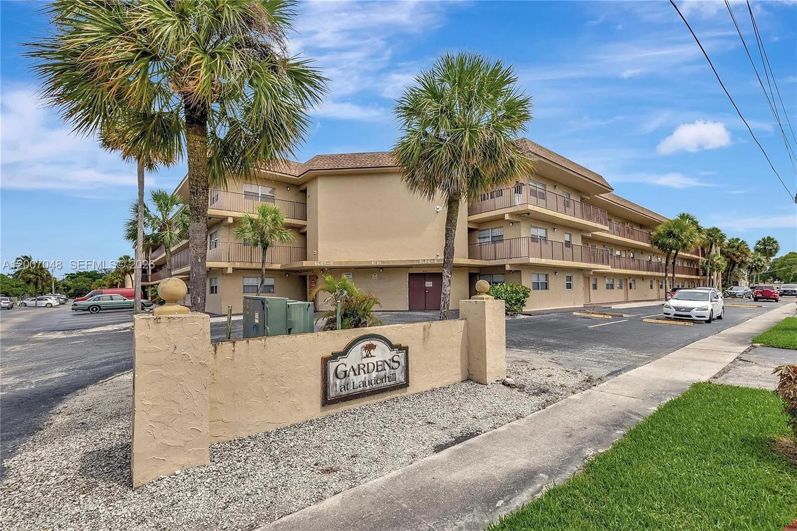 4121 NW 26th St T16