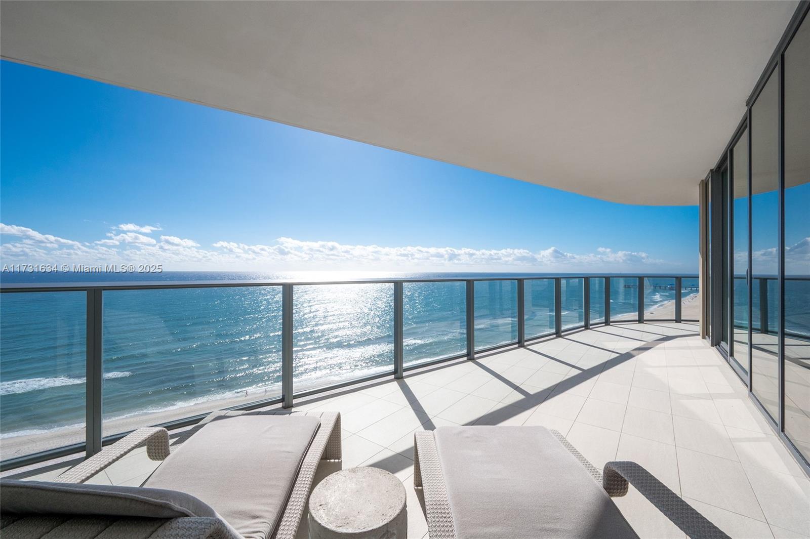 SABBIA BEACH CONDO - Residential