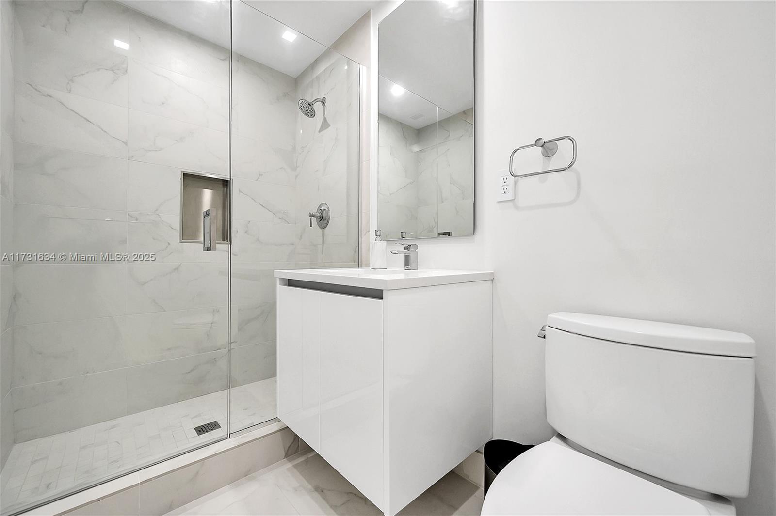 SABBIA BEACH CONDO - Residential
