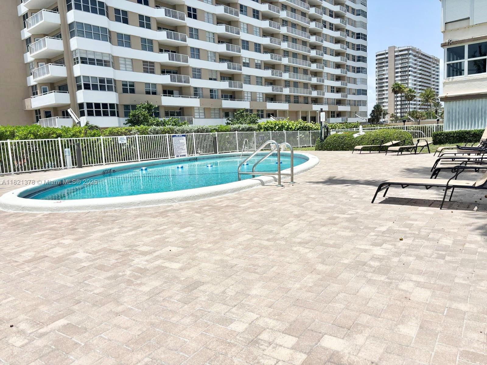 TAROMINA APTS CO-OP - Residential