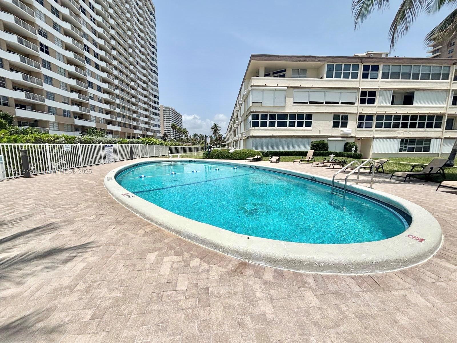 TAROMINA APTS CO-OP - Residential
