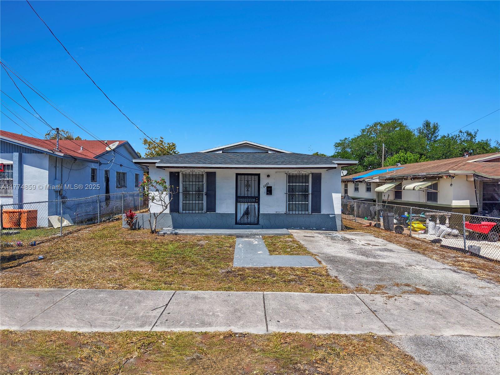 2221 Nw 59th St, Miami, Broward County, Florida - 4 Bedrooms  
2 Bathrooms - 