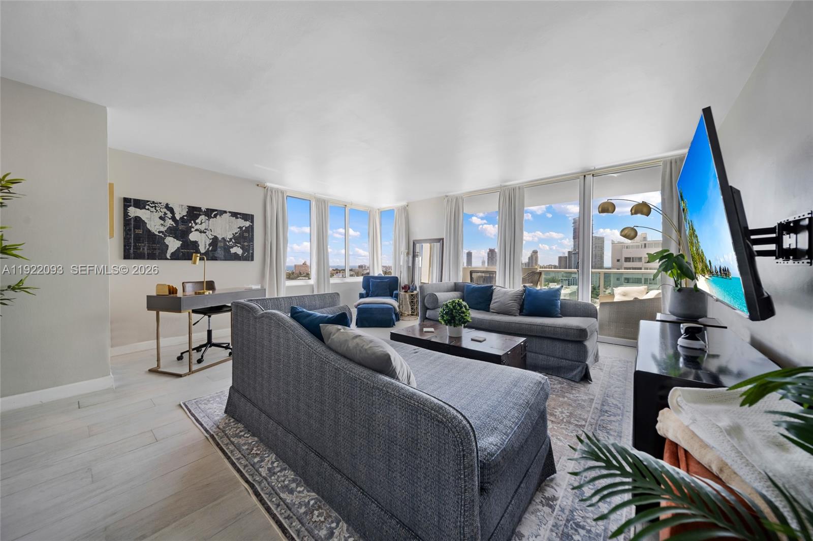 MIRADOR 1200 CONDO - Residential