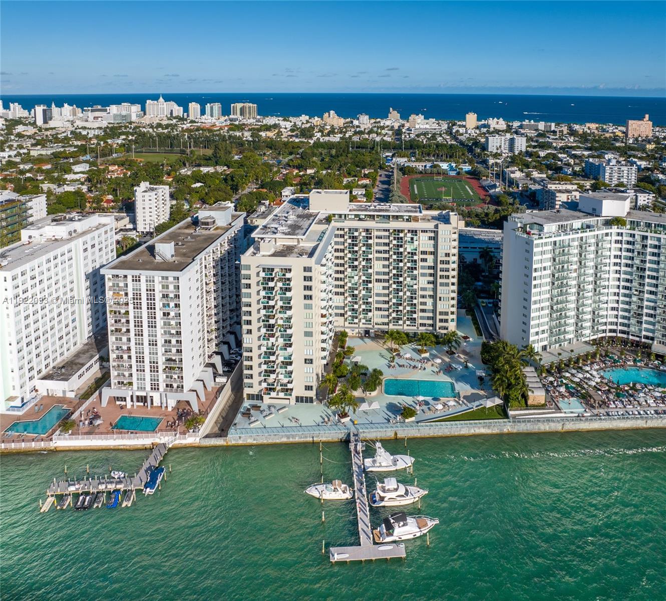 MIRADOR 1200 CONDO - Residential