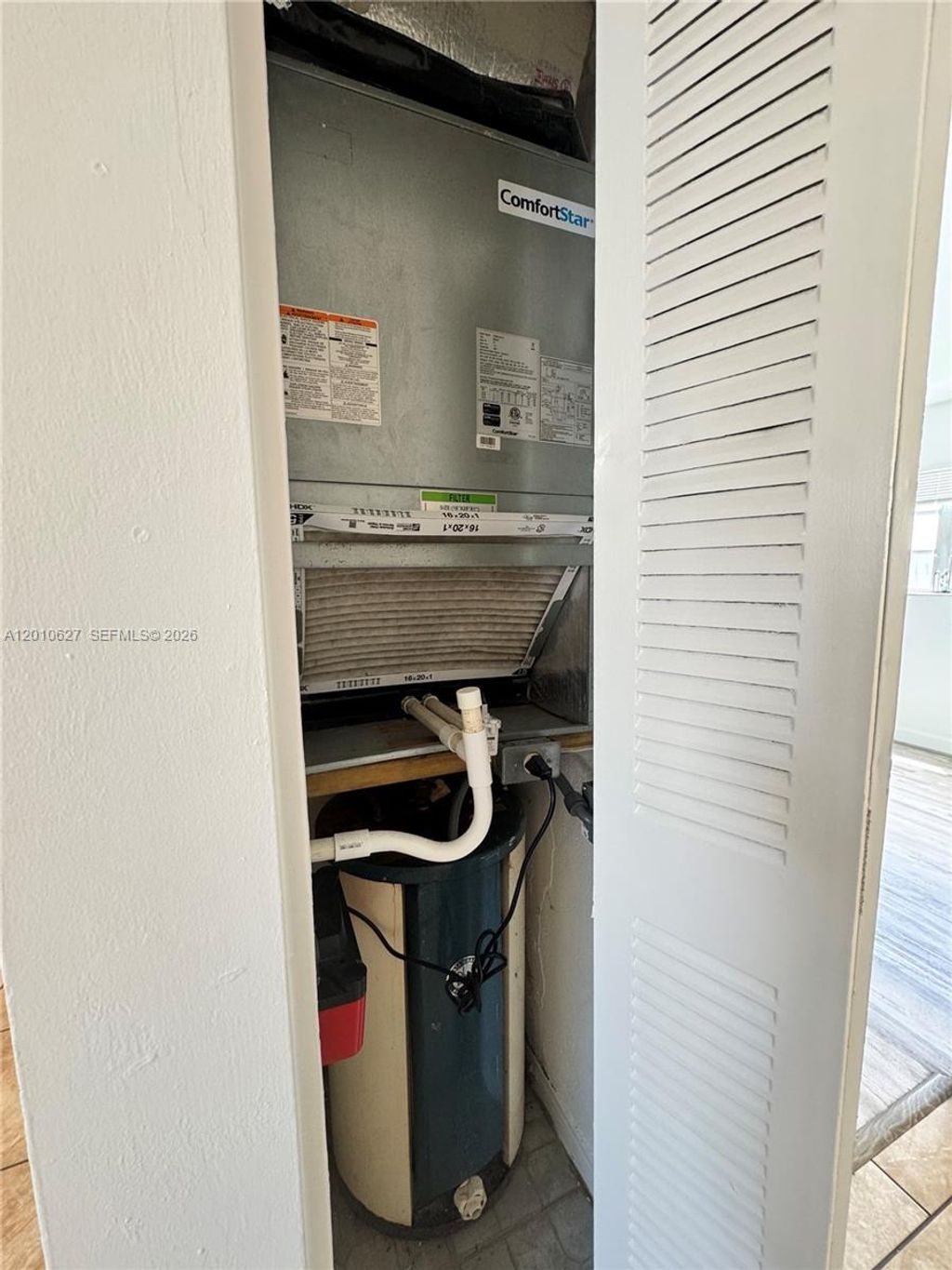 Photo of 2300 Pierce St #1, Hollywood, FL 33020 (MLS # A12010627)