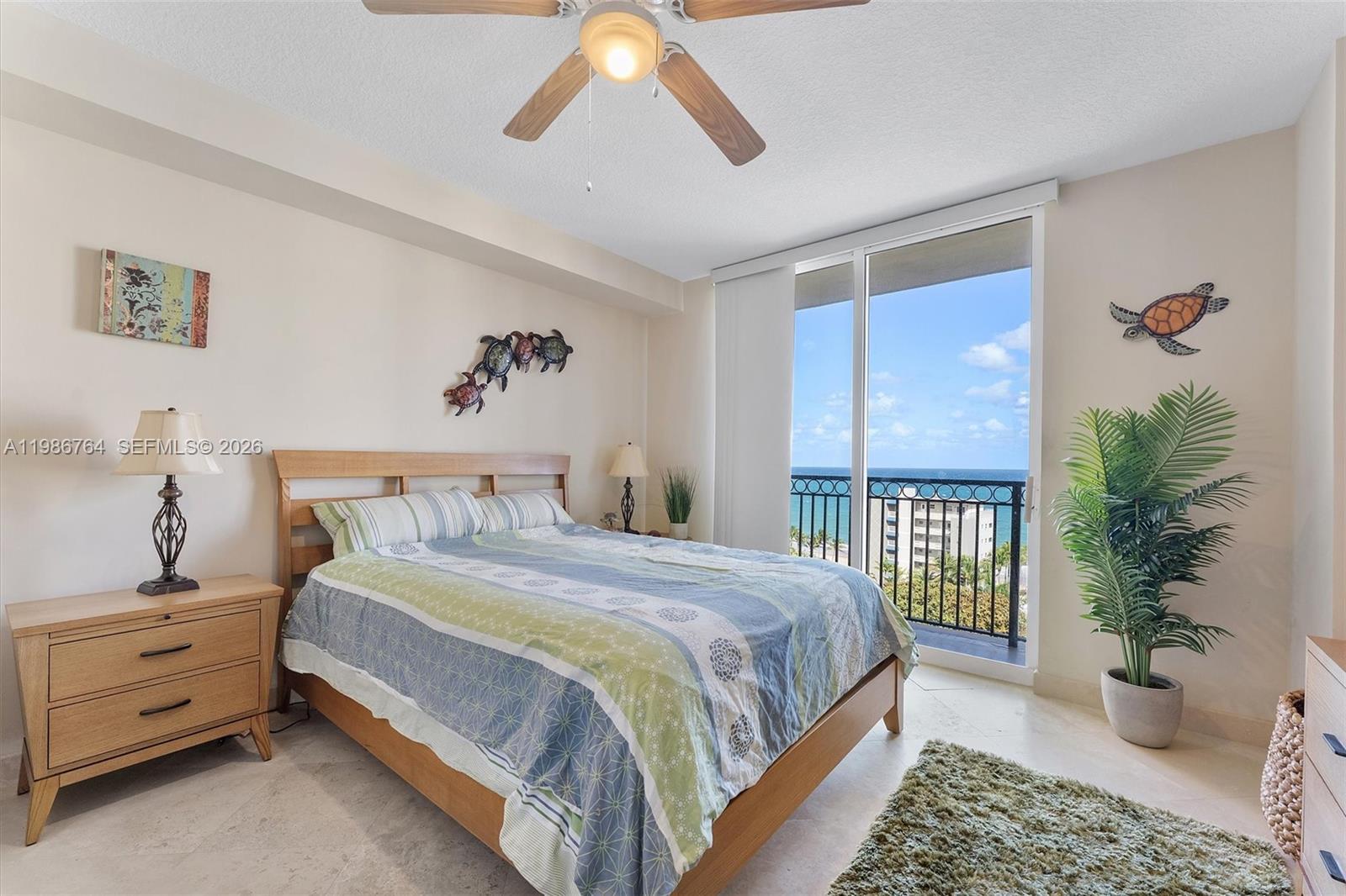 VUE CONDO - Residential