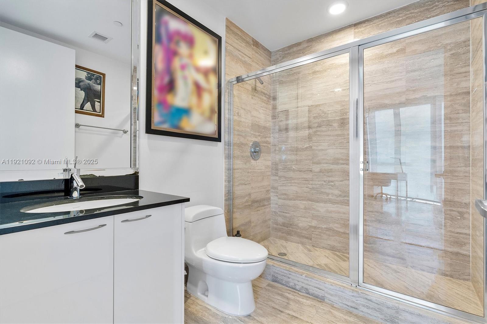 TDR TOWER II CONDO - Residential