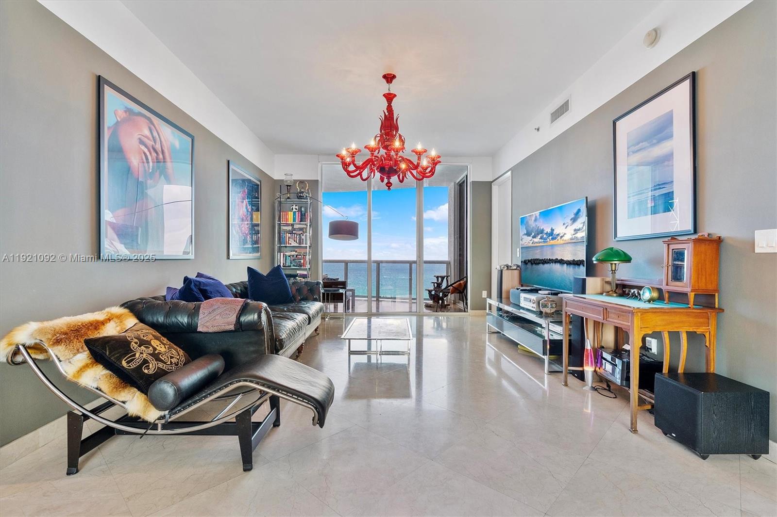 15901 Collins Ave 904, Sunny Isles Beach, FL, 33160/$2,199,000 4 15901 Collins Ave 904