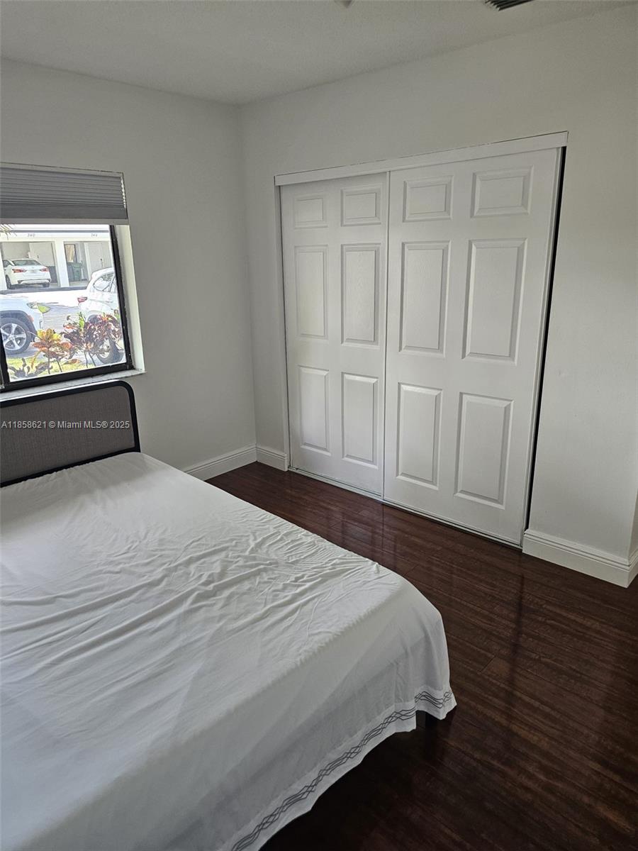 VILLAS AT BONAVENTURE IN - Residential