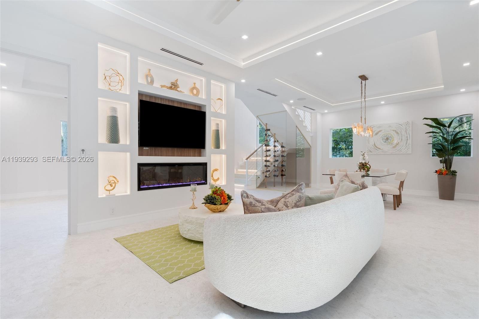 PLANTATION BEACH - Residential