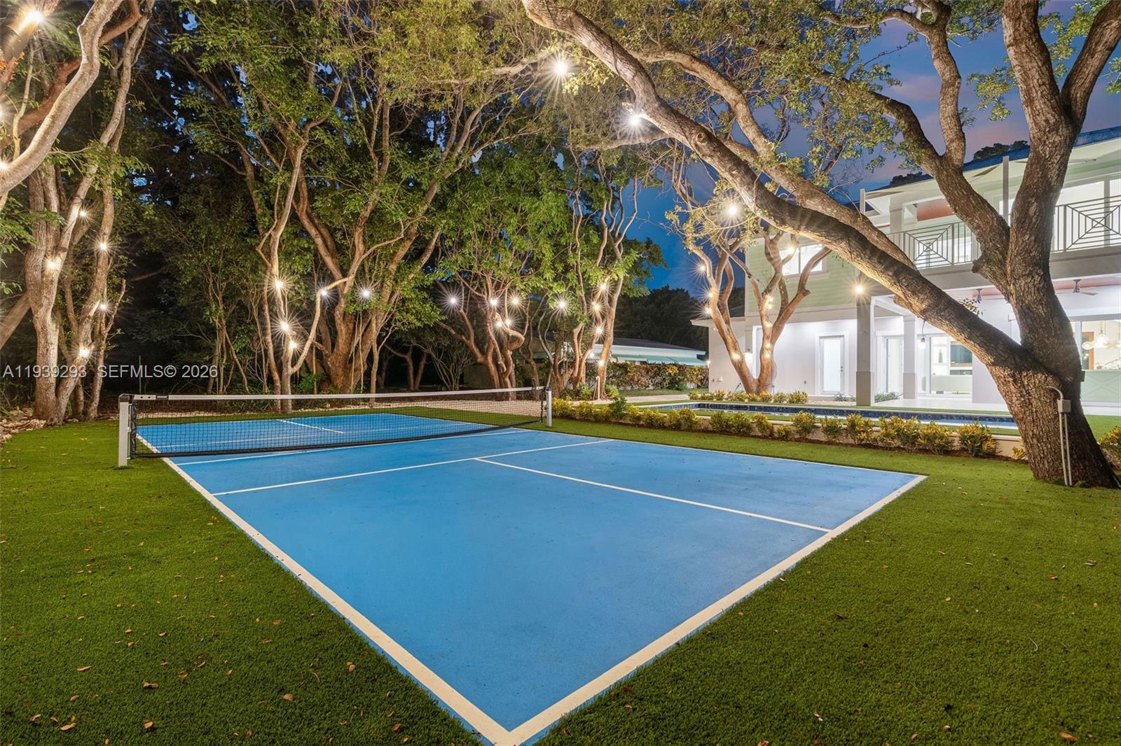 PLANTATION BEACH - Residential