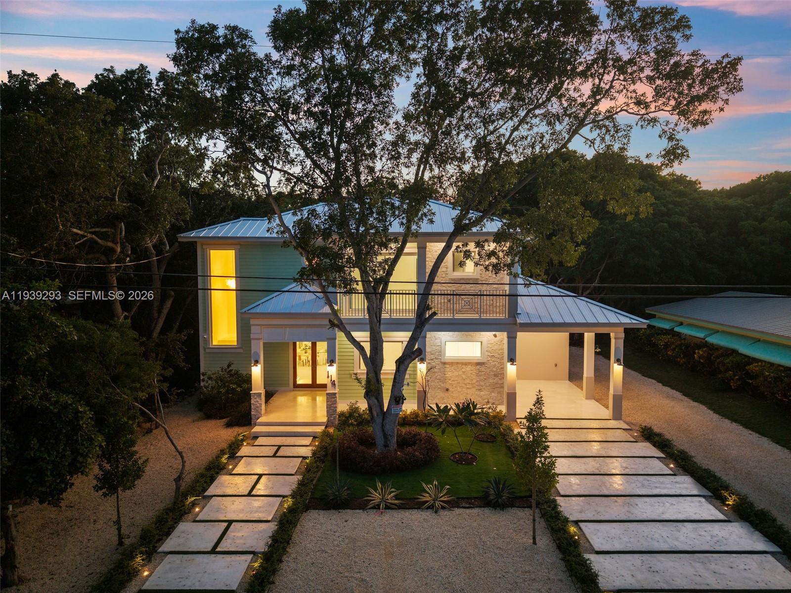 PLANTATION BEACH - Residential