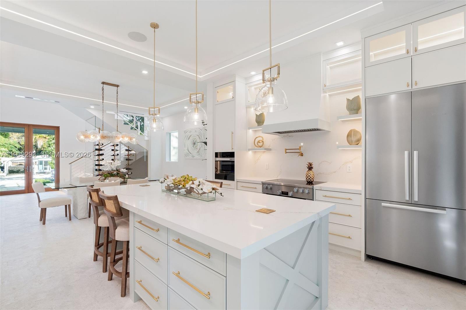 PLANTATION BEACH - Residential