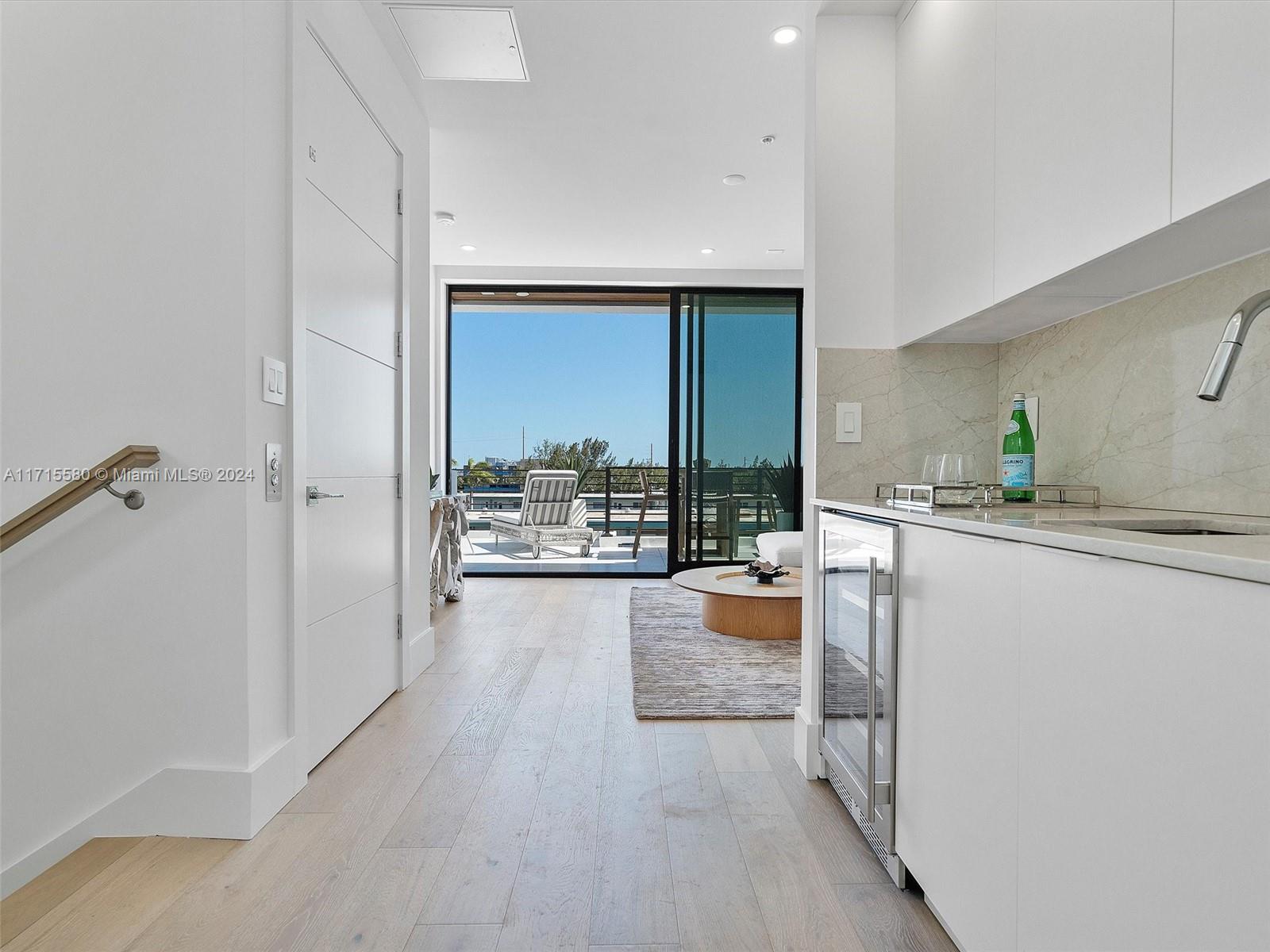 EASTERN SHORES - Residential