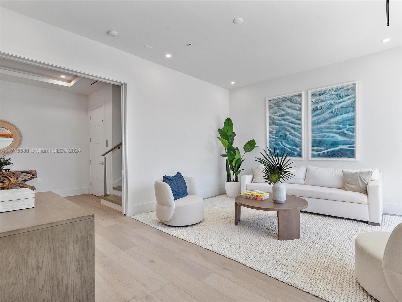 EASTERN SHORES - Residential