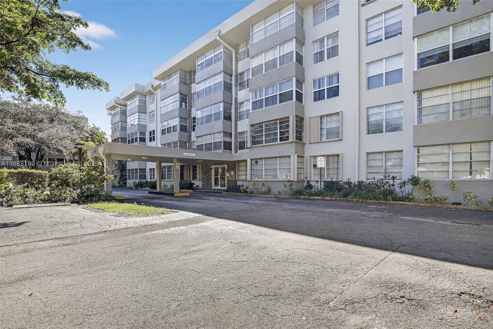 PLANTATION PLACE CONDO - Residential