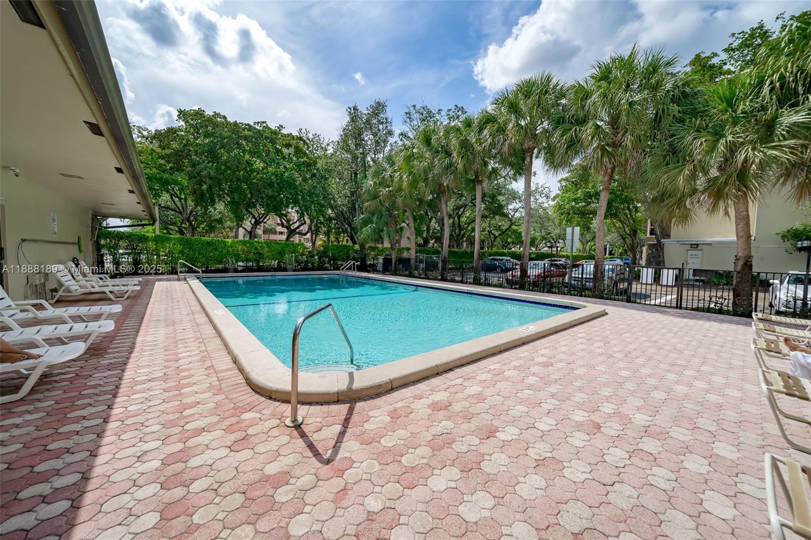 PLANTATION PLACE CONDO - Residential