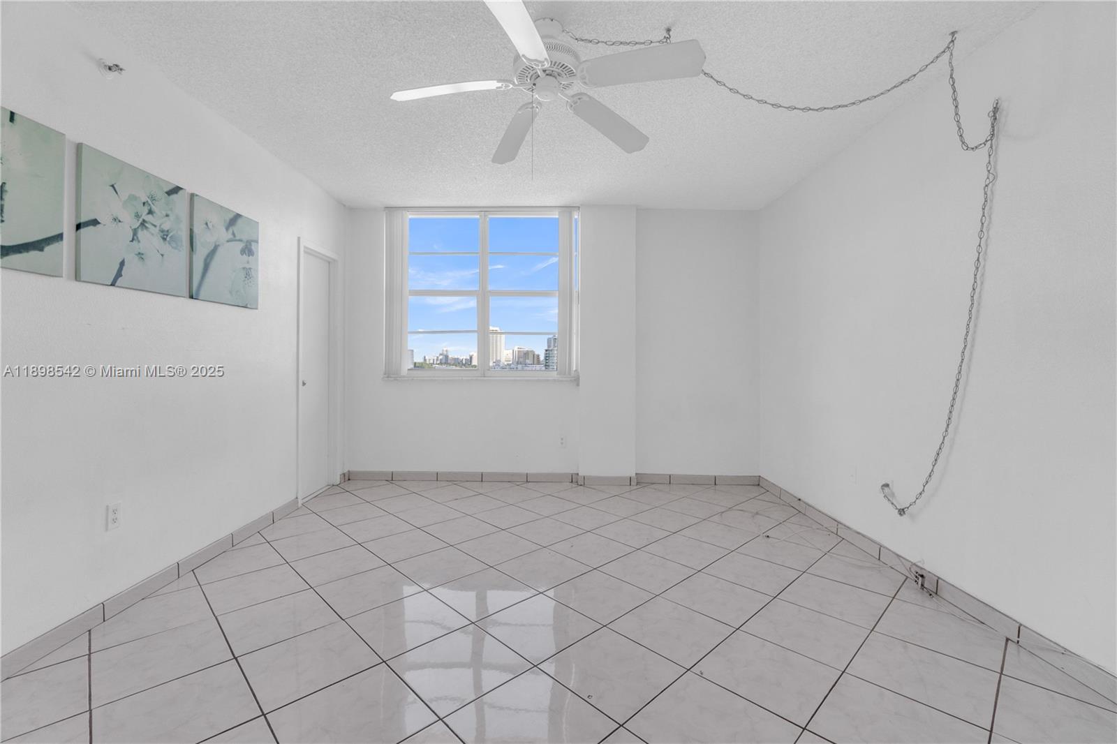 CLEARVIEW TOWERS CONDO - Residential