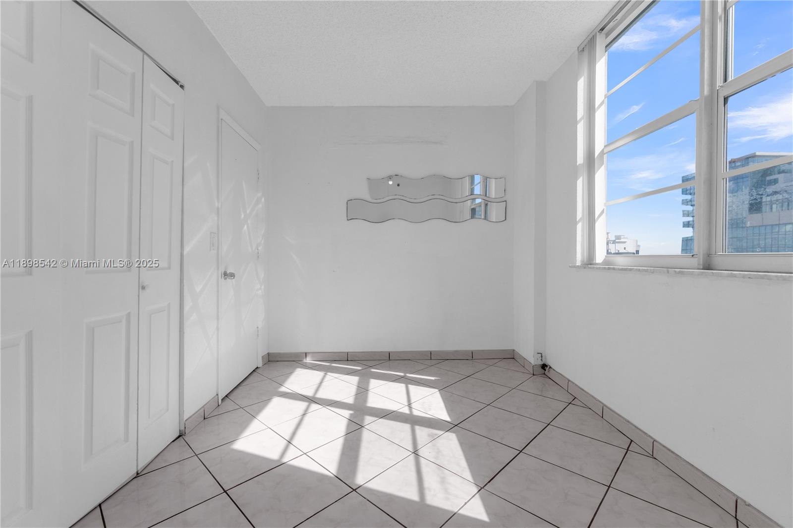 CLEARVIEW TOWERS CONDO - Residential