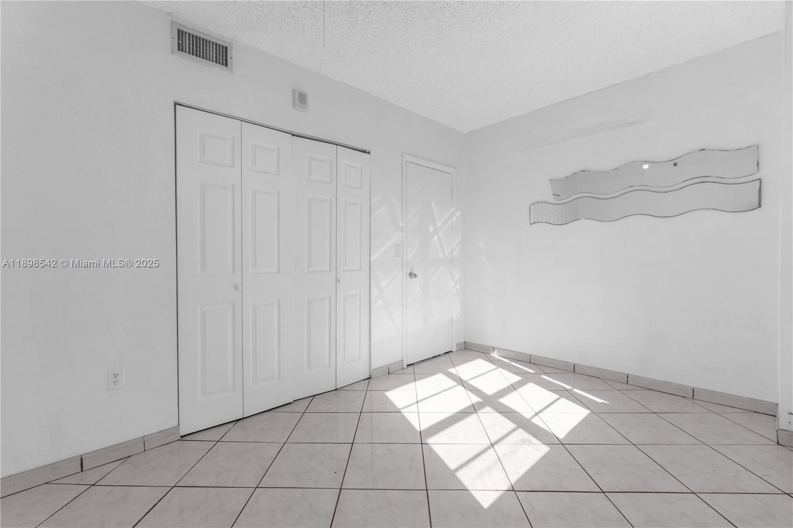 CLEARVIEW TOWERS CONDO - Residential
