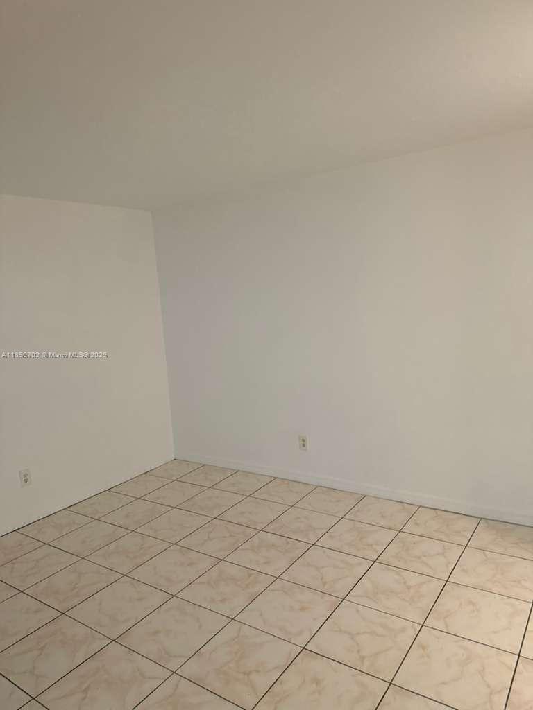 MIRAMAR CLUB CONDOMINIUM - Residential Lease