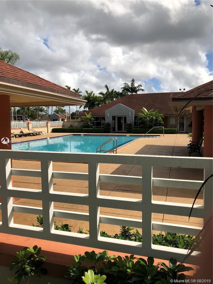 VILLA RUSTICA I CONDO - Residential