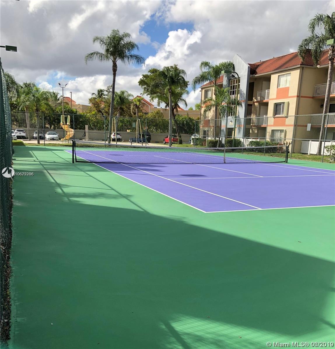 VILLA RUSTICA I CONDO - Residential