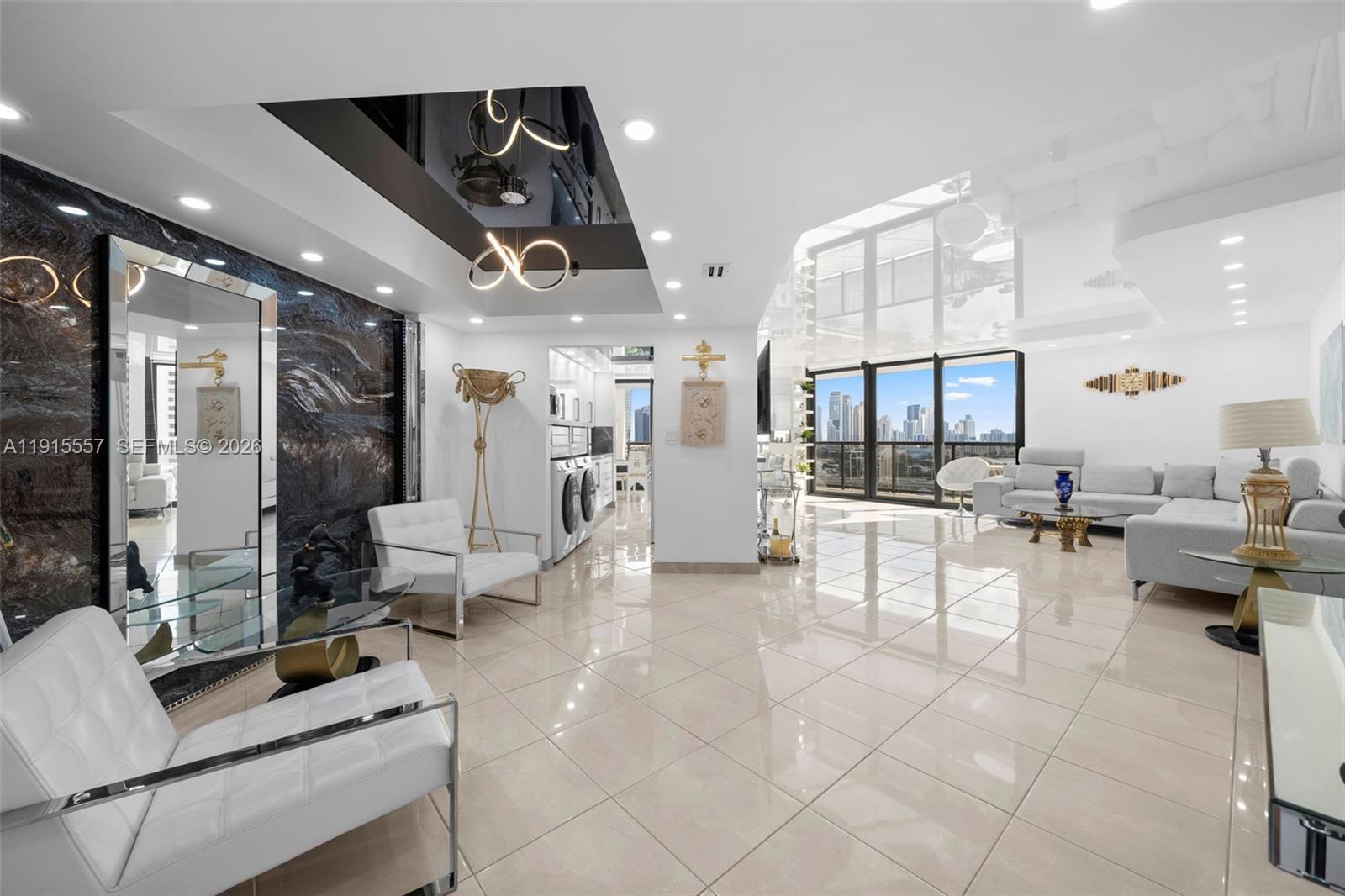 TURNBERRY ISLE SOUTH COND - Residential