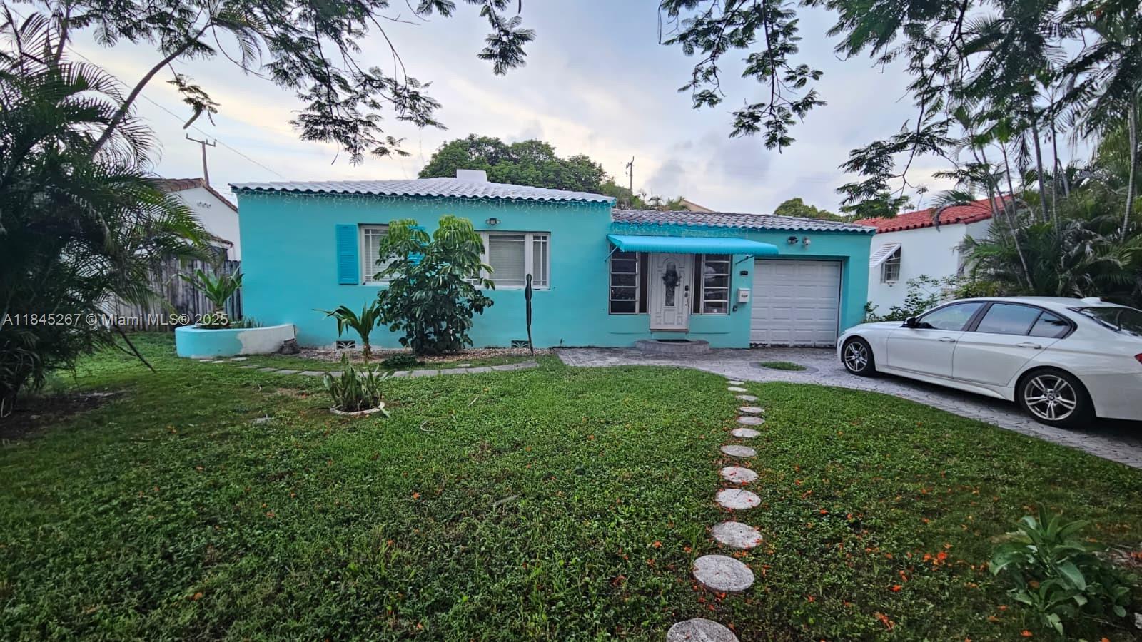 FRANK C DICKEY - Residential Lease