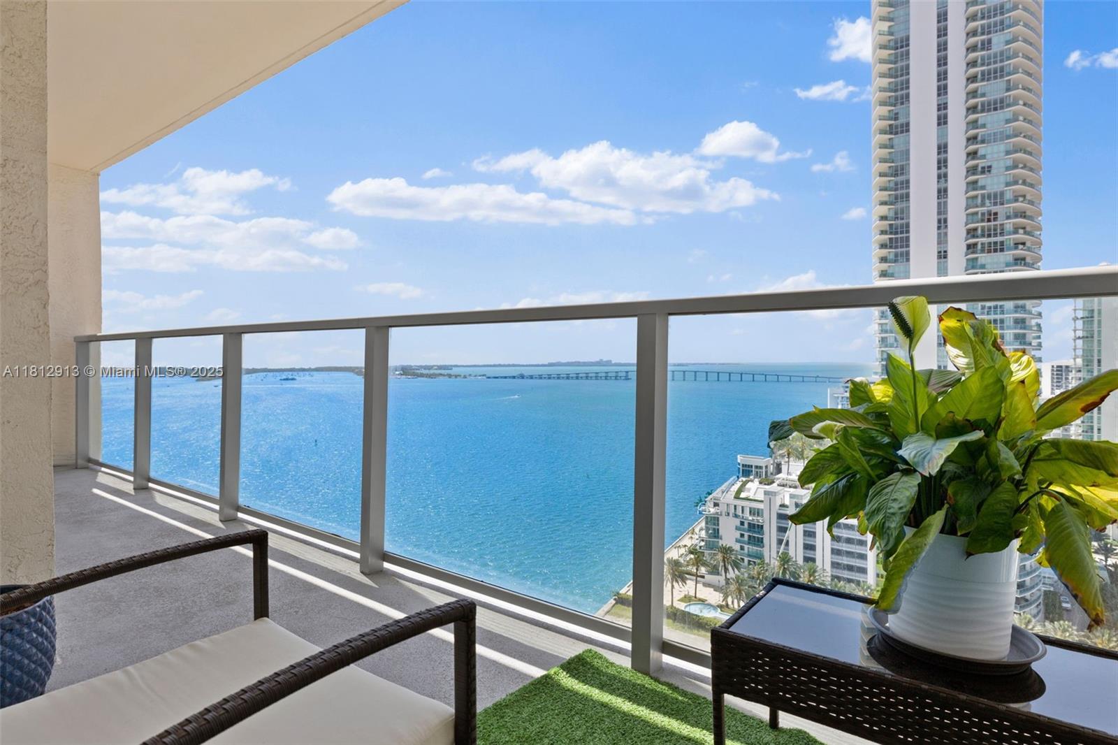 Rental Property at 1155 Brickell Bay Dr 2005, Miami, Broward County, Florida - Bedrooms: 1 
Bathrooms: 1  - $3,400 MO.
