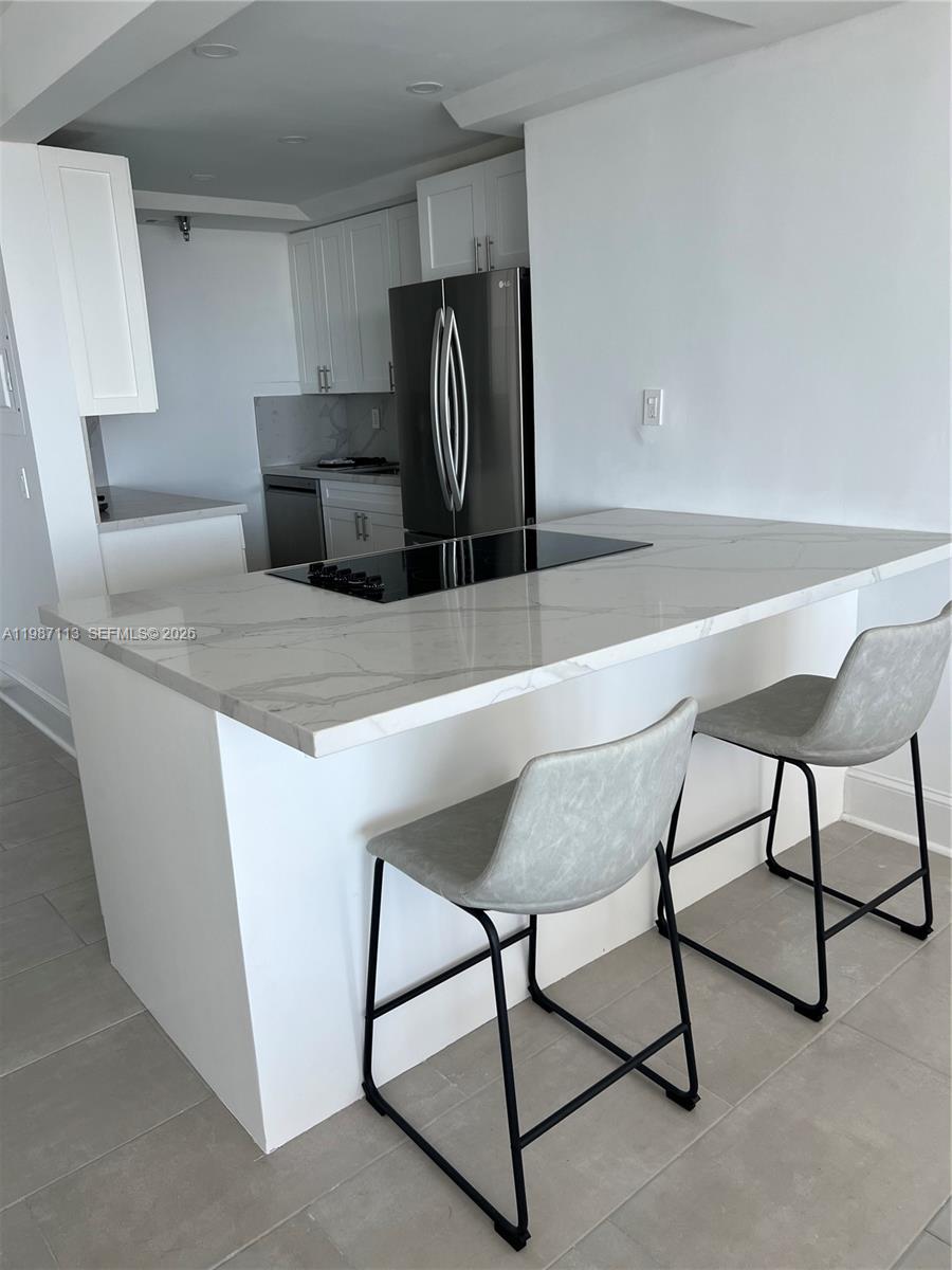 MIRADOR 1000 CONDO - Residential Lease