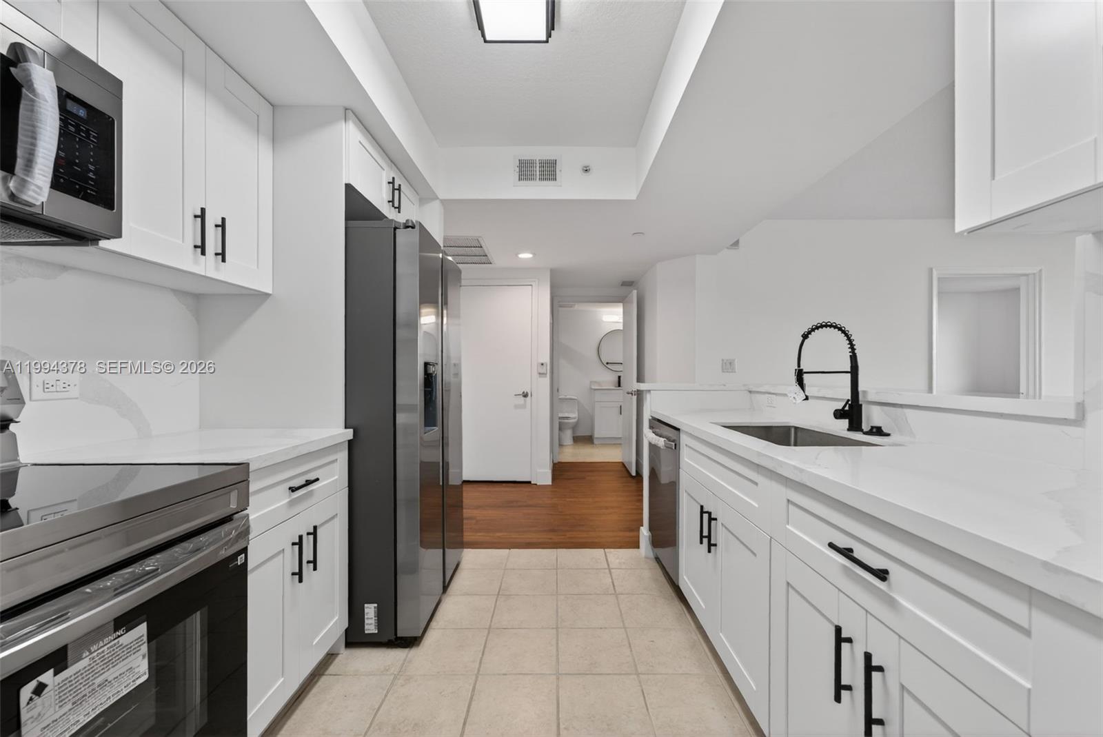 TURNBERRY ON THE GREEN CO - Residential