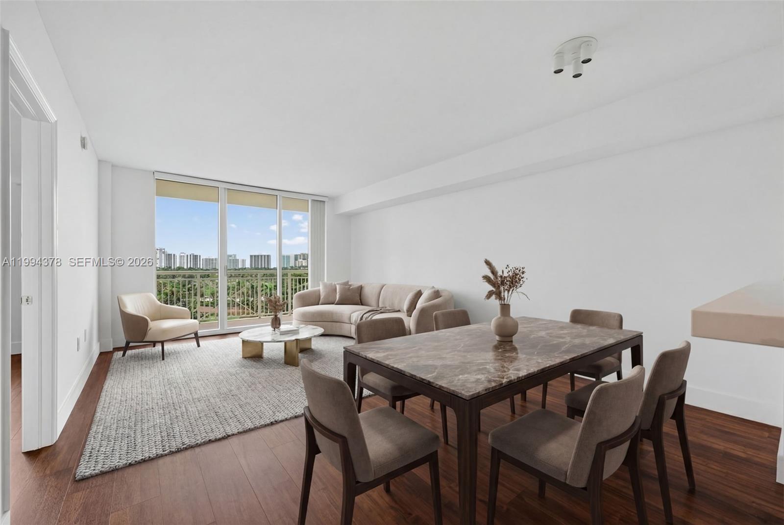 TURNBERRY ON THE GREEN CO - Residential