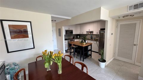 150 SE 25th Rd 5L Miami FL 33129