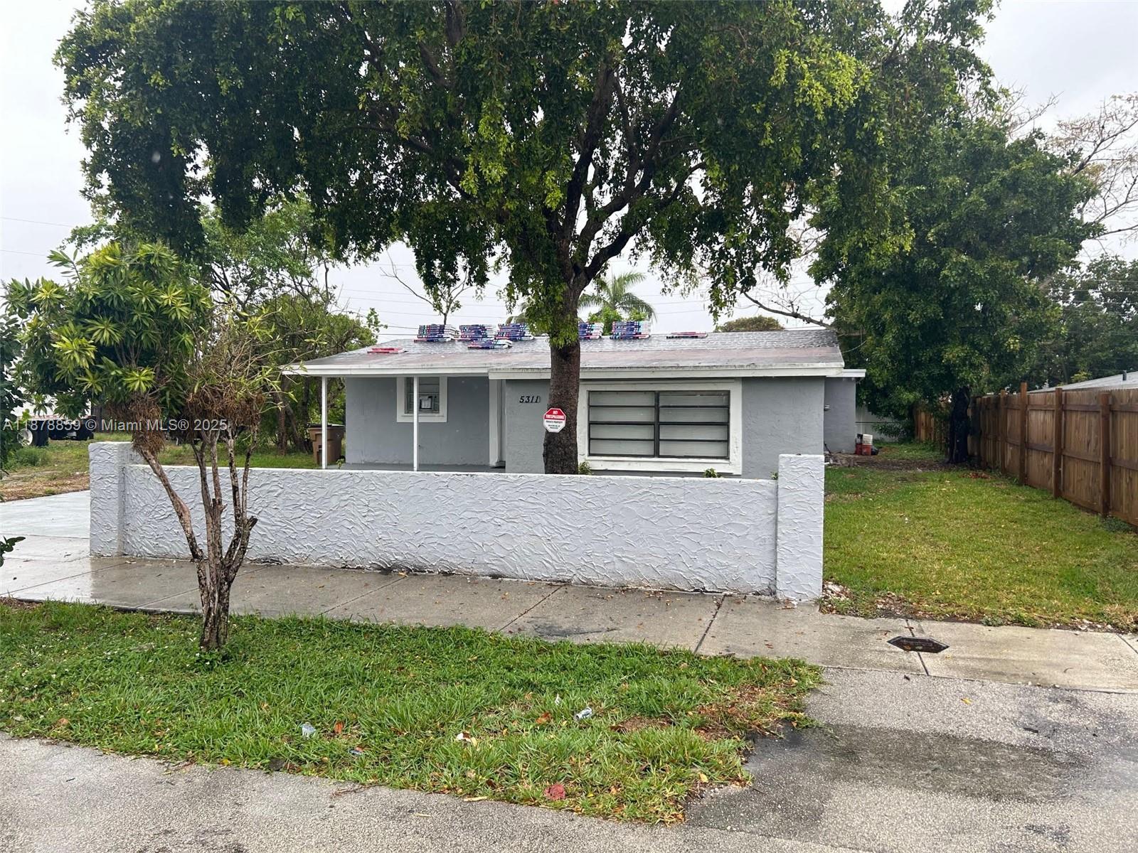 PARK MANOR - Residential