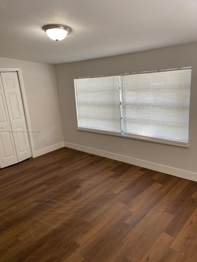 PARK MANOR - Residential