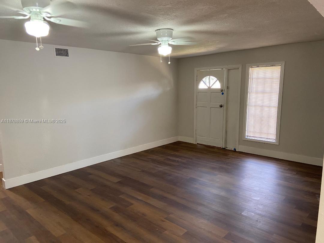 PARK MANOR - Residential