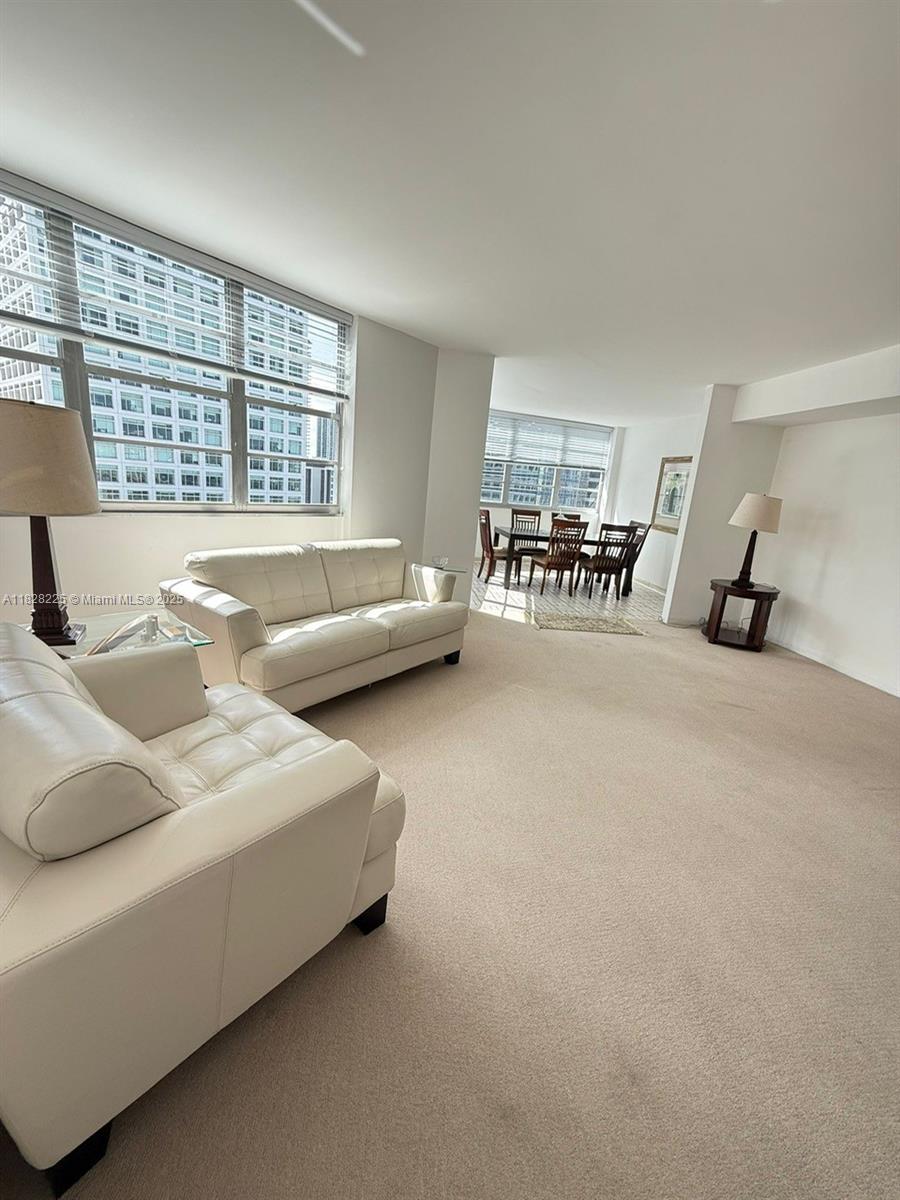 825 Brickell Bay Dr 1548