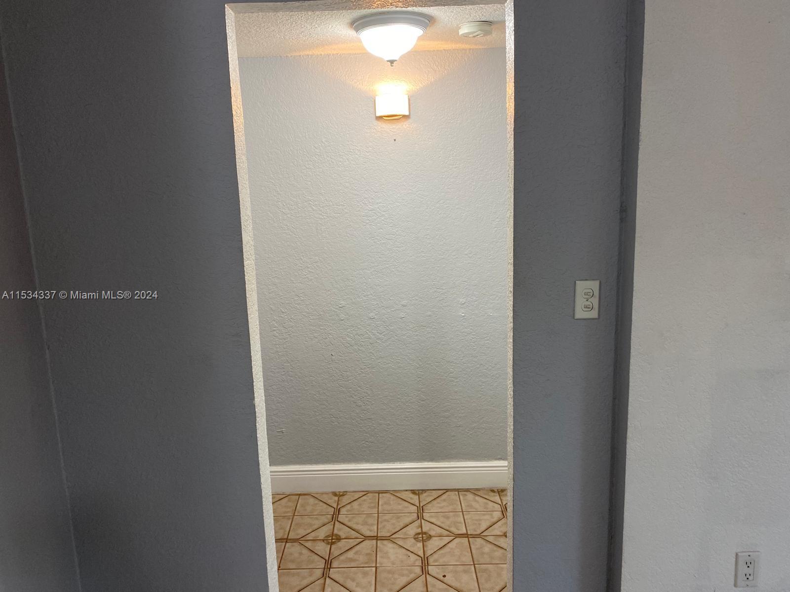 EL LAGO CONDO - Residential Lease