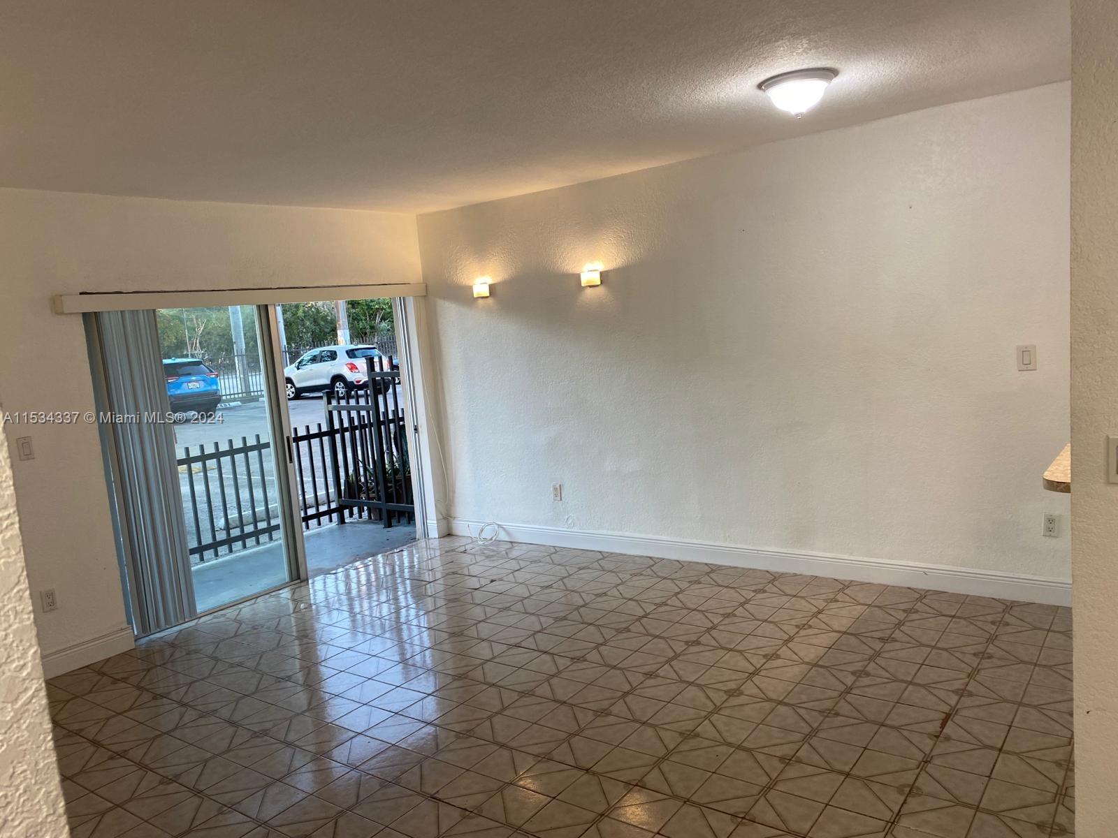 EL LAGO CONDO - Residential Lease