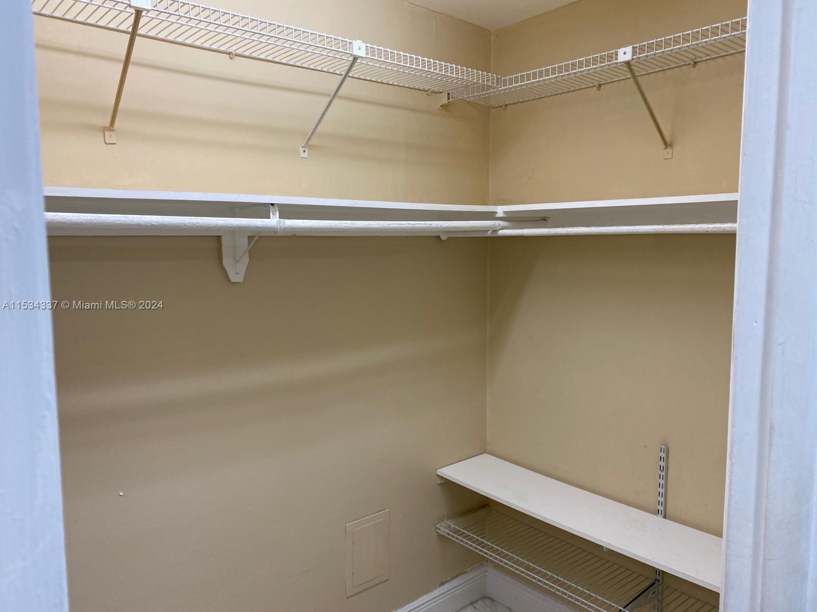 EL LAGO CONDO - Residential Lease